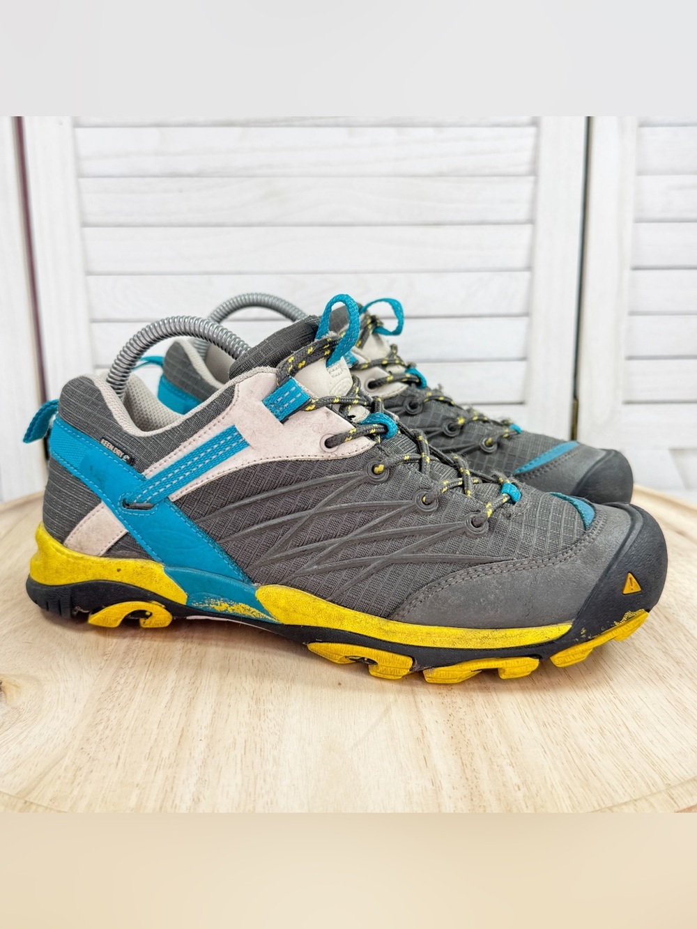 Keen Marshall WP Lace Up Hiking Shoes Grey Yellow Size 9 Women Workwear Outdoor
